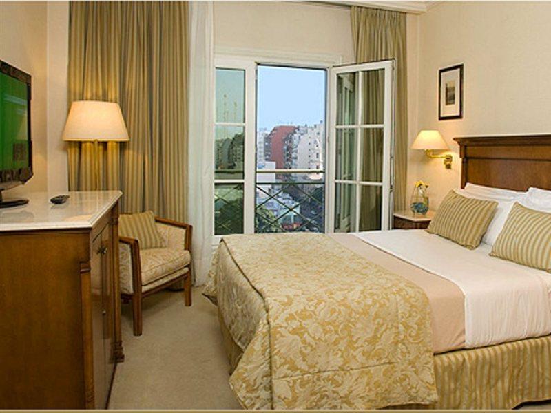 Howard Johnson Hotel 9 De Julio Avenue Буенос Айрес Екстериор снимка