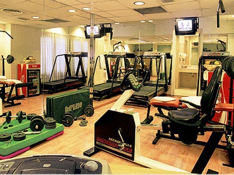 Howard Johnson Hotel 9 De Julio Avenue Буенос Айрес Екстериор снимка